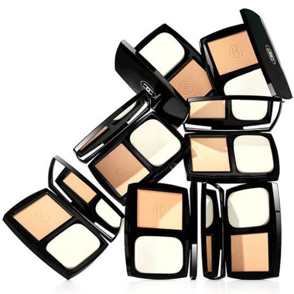 Chanel Ultra Le Teint Flawless Finish Compact Foundation