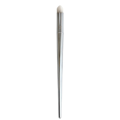 Real Techniques Bold Metals 201 Pointed Crease Brush
